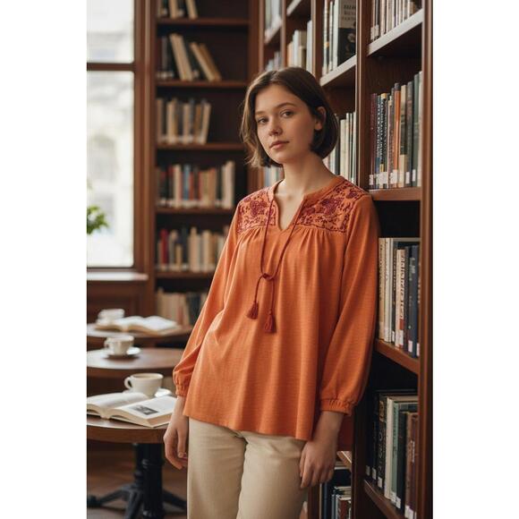 Westbound Tops - Westbound Petites‎ Women's V-Neck Embroidered Top - NWT (New) - Size PM